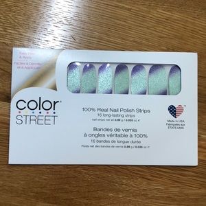 Color street nail strips